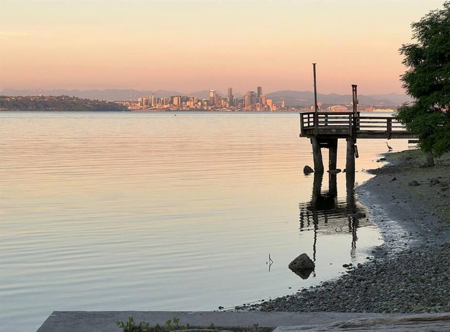 Murden Cove Waterfront Retreat: 3Br Oasis & Kayaks Villa Bainbridge Island Buitenkant foto